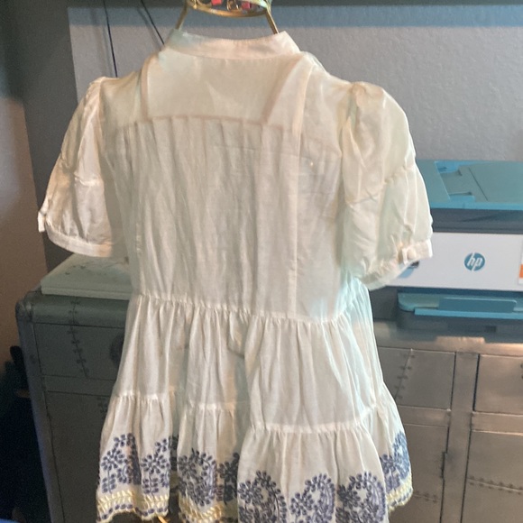 Beautiful - Picture 5 of 5